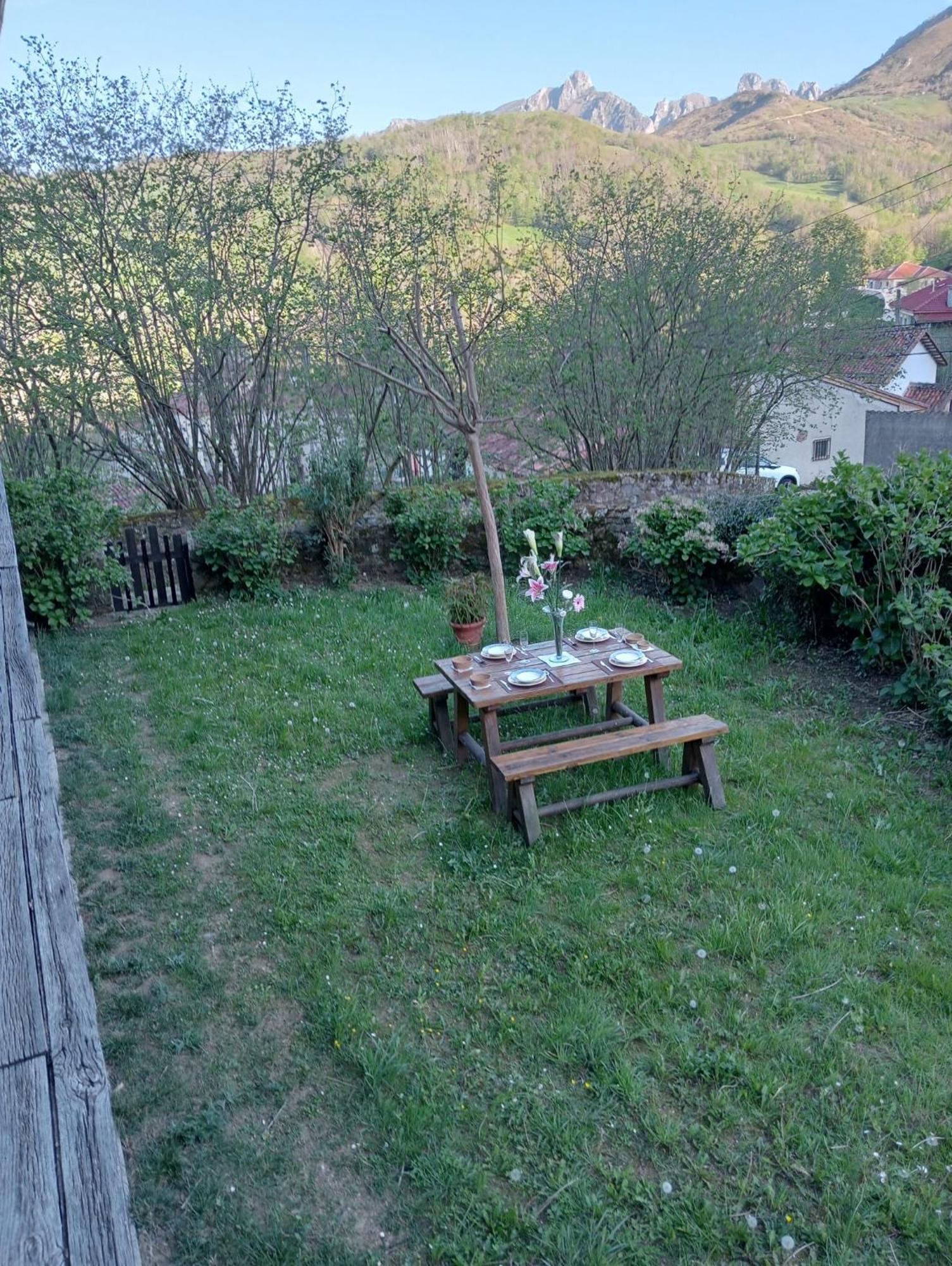 Vila Palacio Rural De Inguanzo De Cabrales Exteriér fotografie